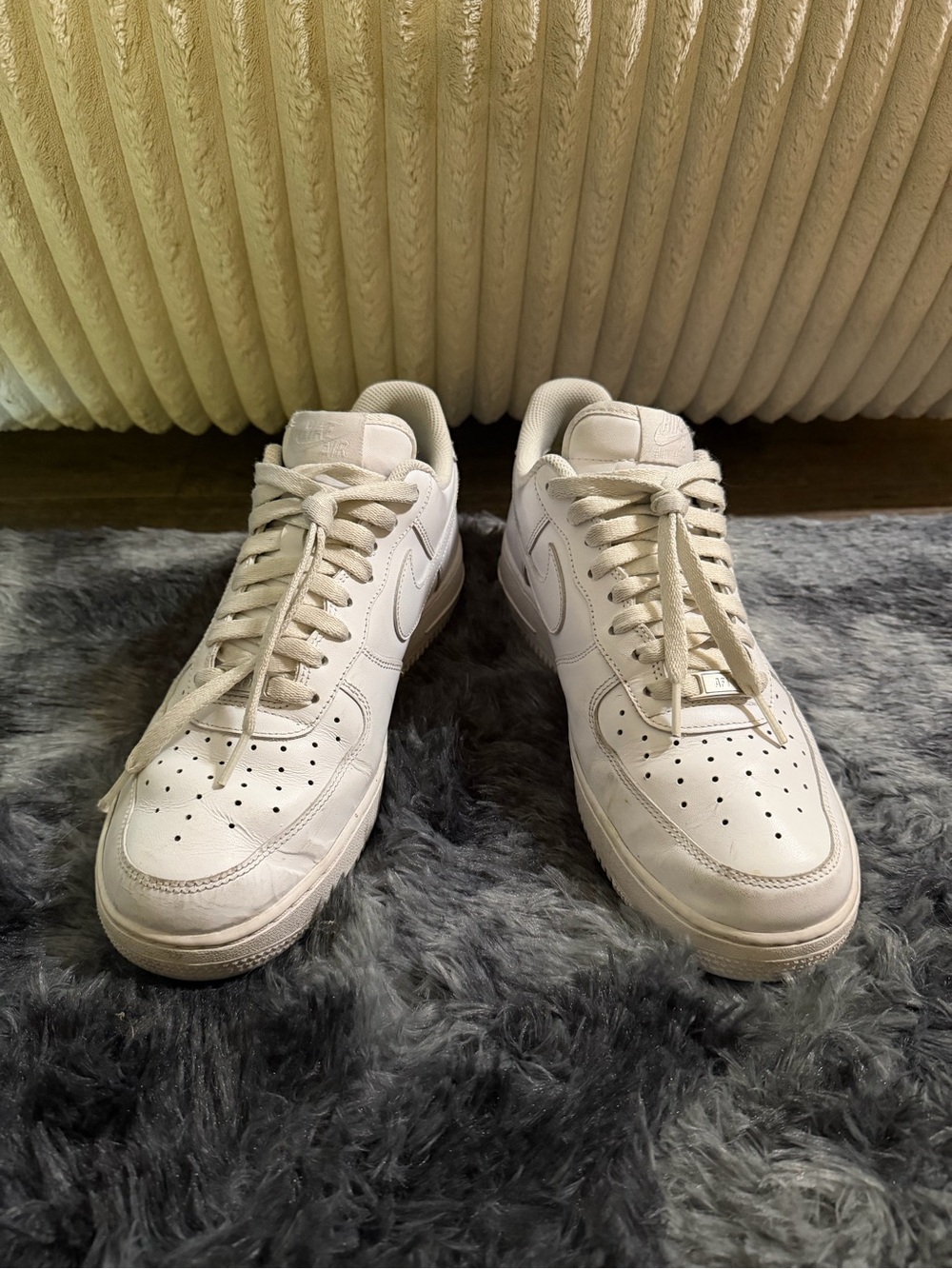 Nike White Low-Top Air Force 1 Mens